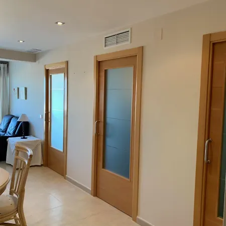 I Apartment *