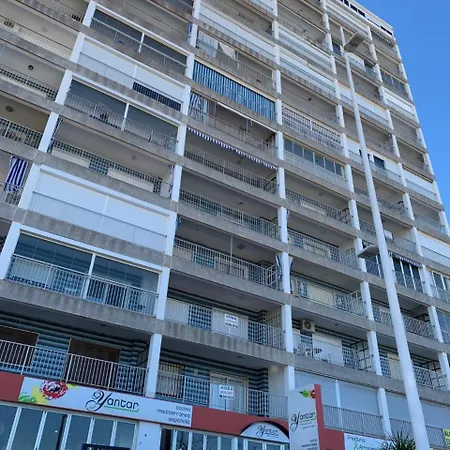 I Apartment *